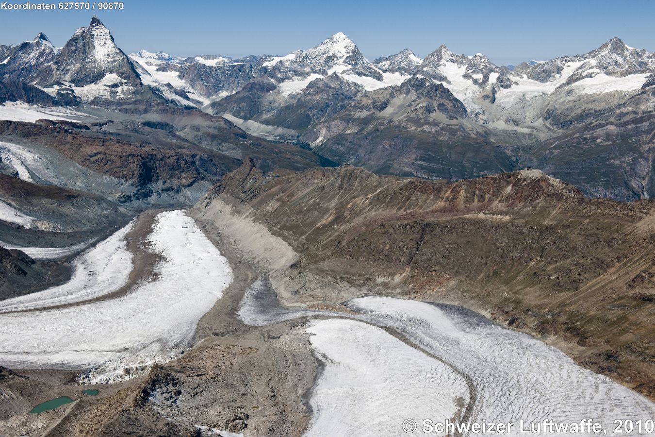 Gornergrat, Gornergletscher (Position 2'627'491.89, 1'091'154.85), Blick nach Westen über den 'Trockenen Steg' zum Matterhorn.